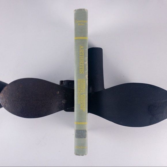 2/$50 - Arthritis General Principles by Edward Lowman - Picture 10 of 13